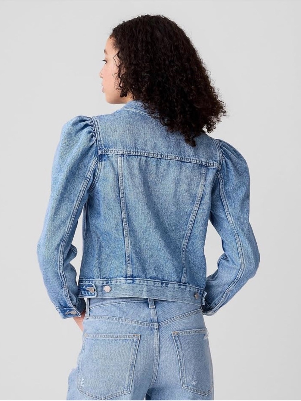 GAP Light Blue Puff-Sleeve Denim Jacket - Picture 2 of 6